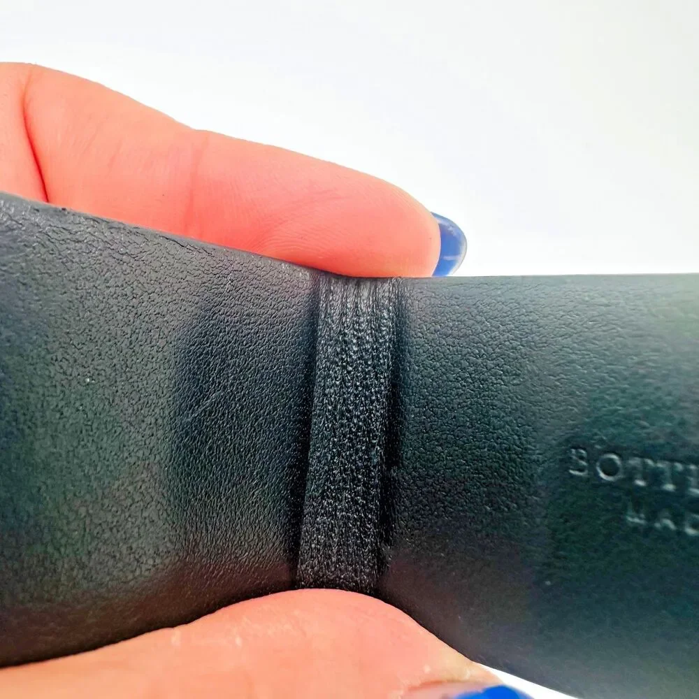 Bottega Veneta Black Intrecciato Leather Money Clip Magnetic Slim Minimalist
